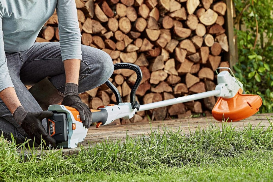 Cea mai bună motocoasă cu acumulator - modele și ghid complet de alegere